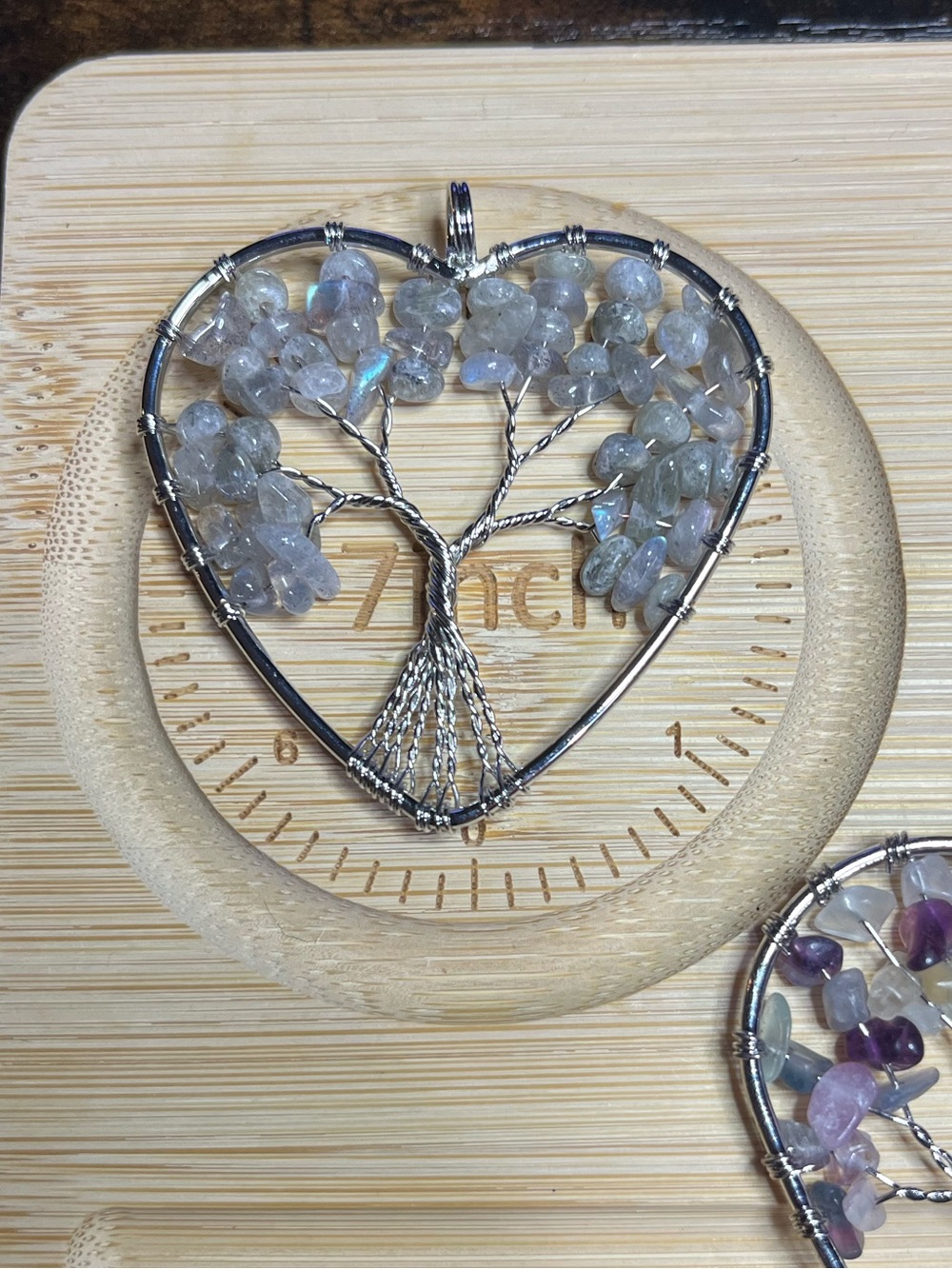 π©Ά Labradorite Heart Pendant - Picture 2 of 3